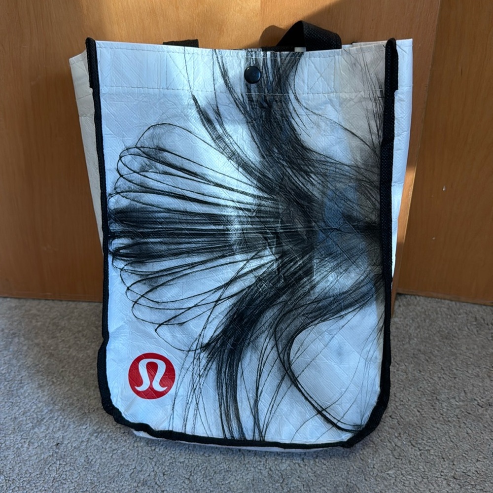 Lulu lemon bag